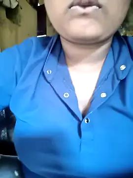 World_Top_Girl from StripChat is Freechat