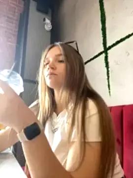 wow_dream from StripChat