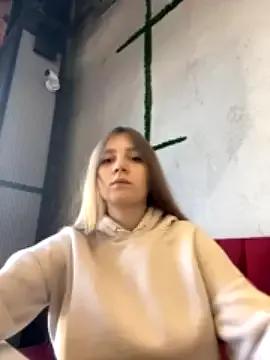 wow_dream from StripChat