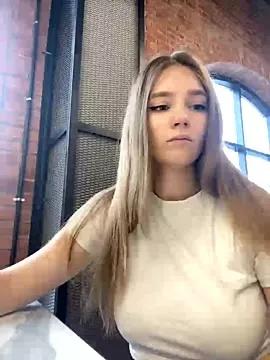 wow_dream from StripChat