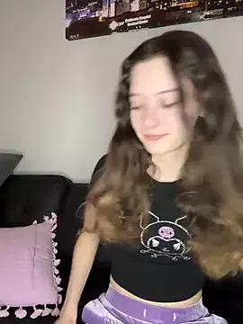 x_peachy_squirter_x from StripChat is Freechat