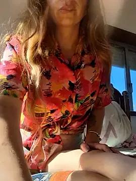 xgabyenlalunax from StripChat is Freechat