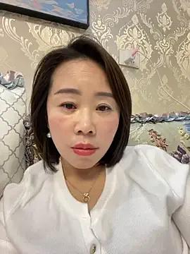xiaoling2358 from StripChat is Freechat