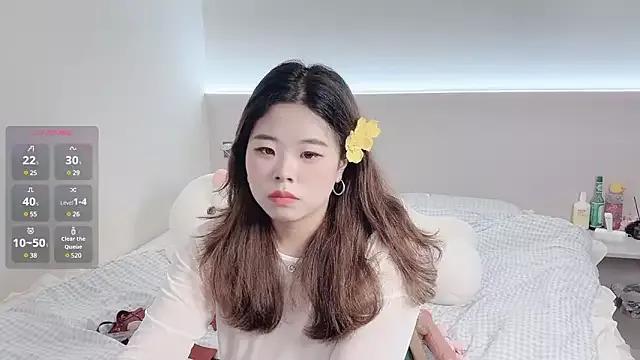 xiaotanbaby from StripChat is Freechat