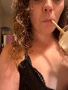 XoMisty from StripChat is Freechat