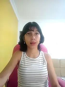 xoxo_milk from StripChat is Freechat