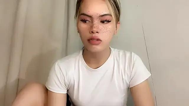 xqueensatisfaction69x from StripChat is Freechat