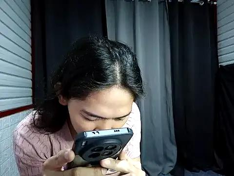 xwildflowerx from StripChat is Freechat