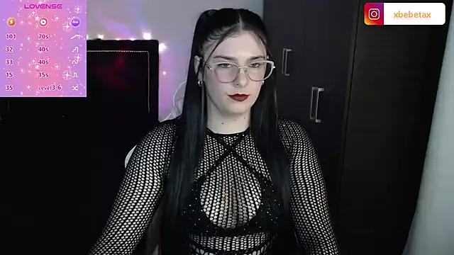 xxbbtaa from StripChat