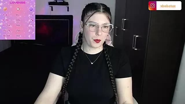 xxbbtaa from StripChat is Freechat