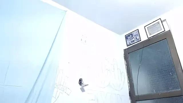 XXVIOLETTAXX from StripChat