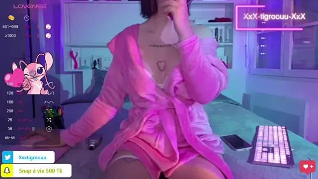 XxX-Tigroouu-XxX from StripChat