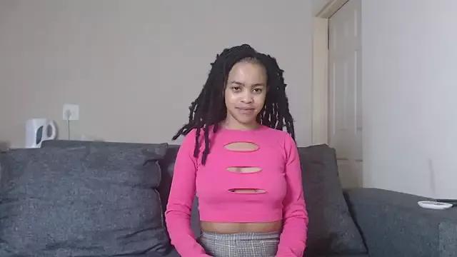 XXXtiny1 from StripChat