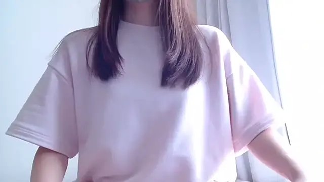 xxYuIxx on StripChat 