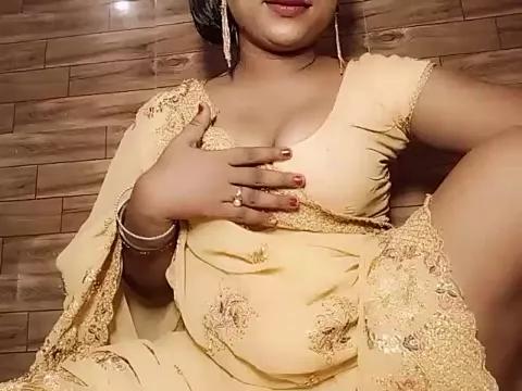 Yakshini_ from StripChat is Freechat