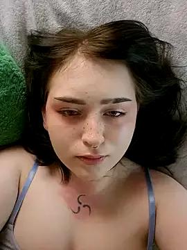 Yammy_Yumi from StripChat