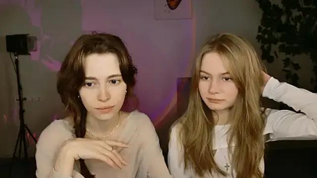 Yoka_paradoXXX from StripChat is Freechat