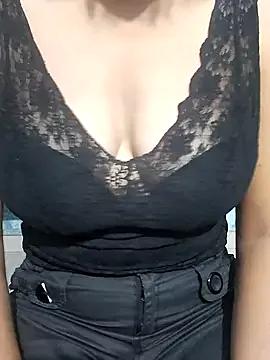 Your-diwani from StripChat is Freechat