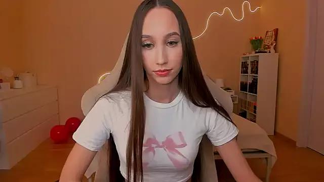 your_emily_ from StripChat is Freechat