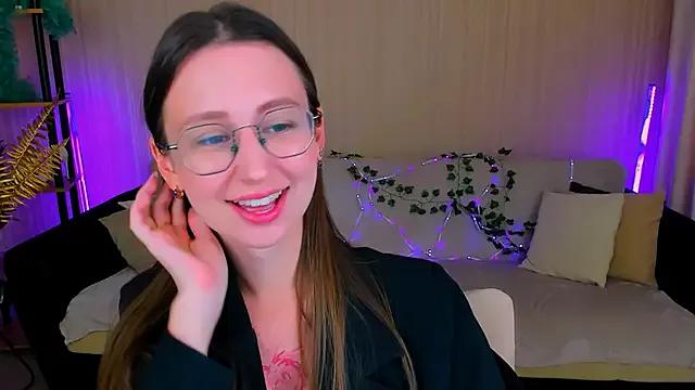 YourLovellyStory from StripChat is Freechat