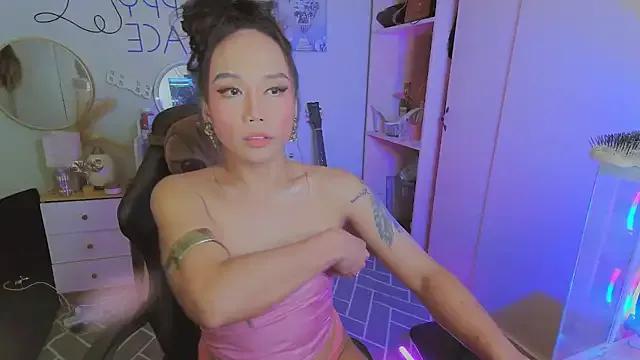 YourNikkieXxx from StripChat is Freechat
