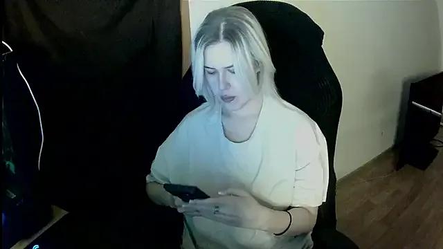 yoursammy_ from StripChat is Freechat