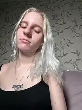 Checkout girls naked models with similar nickname. Cute sexy Free Models.