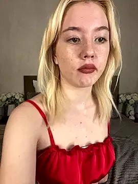 YourSunshine__ from StripChat is Freechat