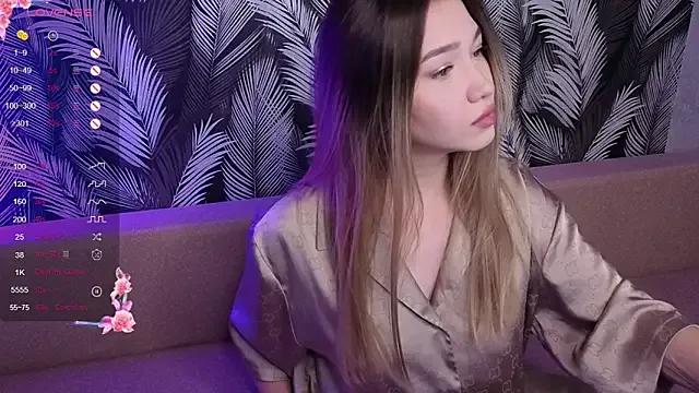 Yuki_Star from StripChat is Freechat