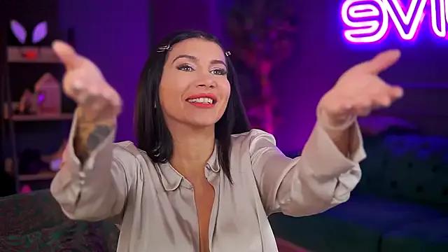 YuliaDesirevska from StripChat is Freechat