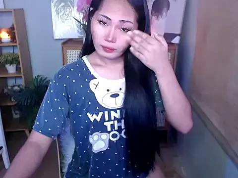 Yumfucker17 from StripChat is Freechat