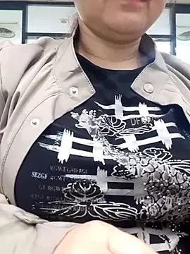 Yummykimkhae88 from StripChat is Freechat