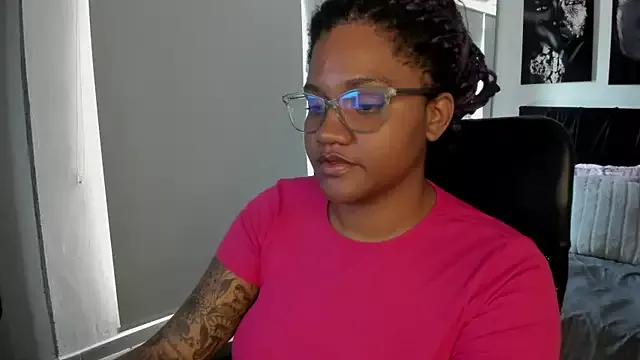 ZahraRose from StripChat is Freechat