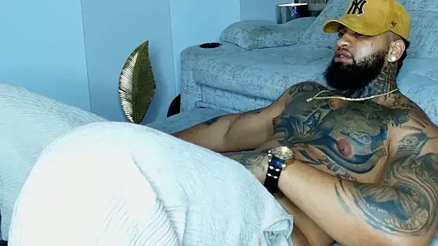 zaiin_diesel on StripChat 