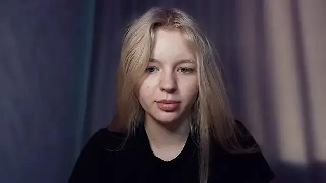 Zara__Doll from StripChat is Freechat