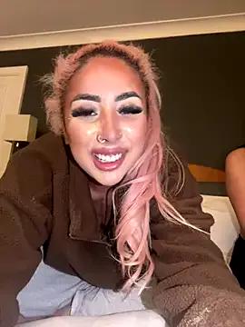 zara_bellexx from StripChat is Freechat