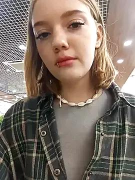Zara_X_ from StripChat is Freechat