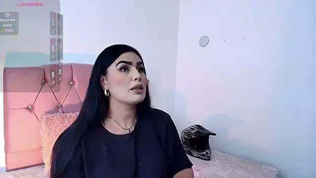 Zaraa_Rush from StripChat is Freechat