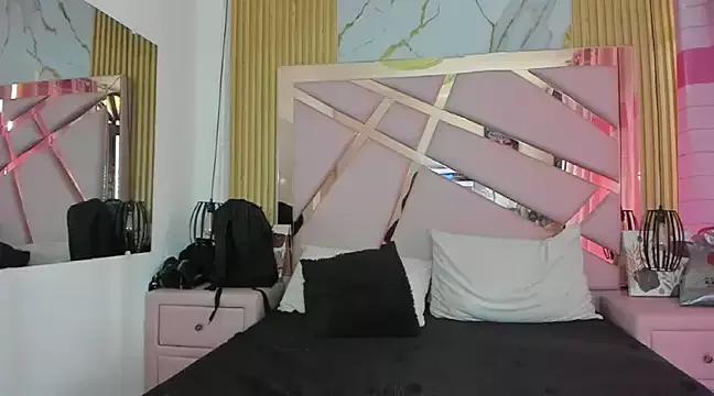 ZaraANDabby from StripChat