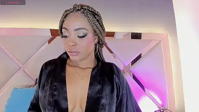 ZaraCollinss from StripChat is Freechat