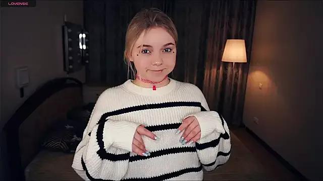 Checkout girls naked models with similar nickname. Cute sexy Free Models.