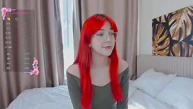 ZaraGoodie from StripChat