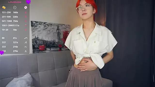 ZaraGoodie from StripChat