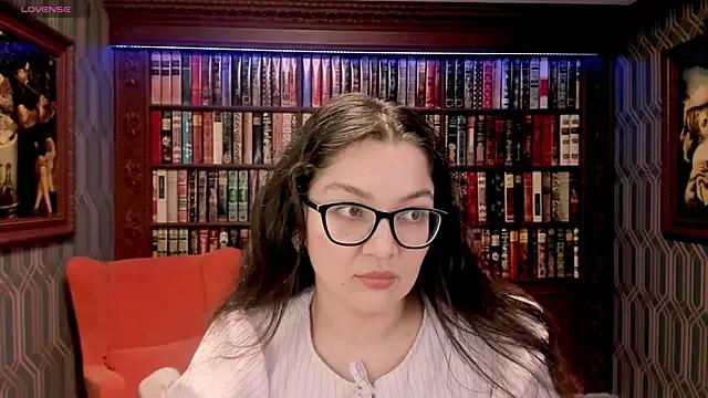 ZarifaEastWonder from StripChat is Freechat