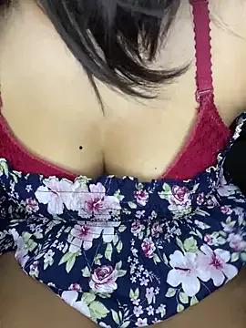 Zer_Girl from StripChat is Freechat
