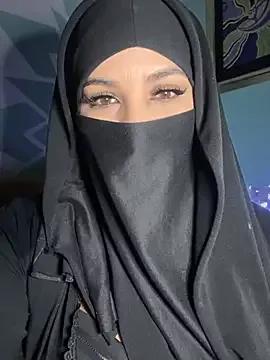 Zeynep-Lahsen from StripChat is Freechat