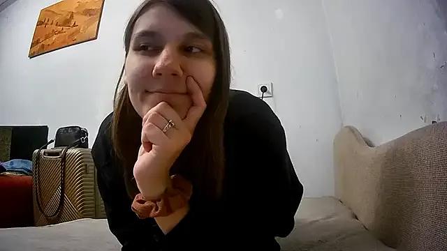 Zizi_Zuzu from StripChat