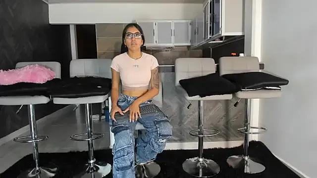 Zoe-Williams from StripChat is Freechat