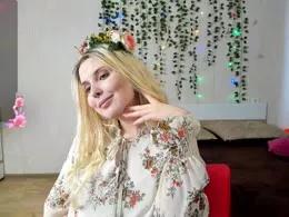 MoonLove from xCams